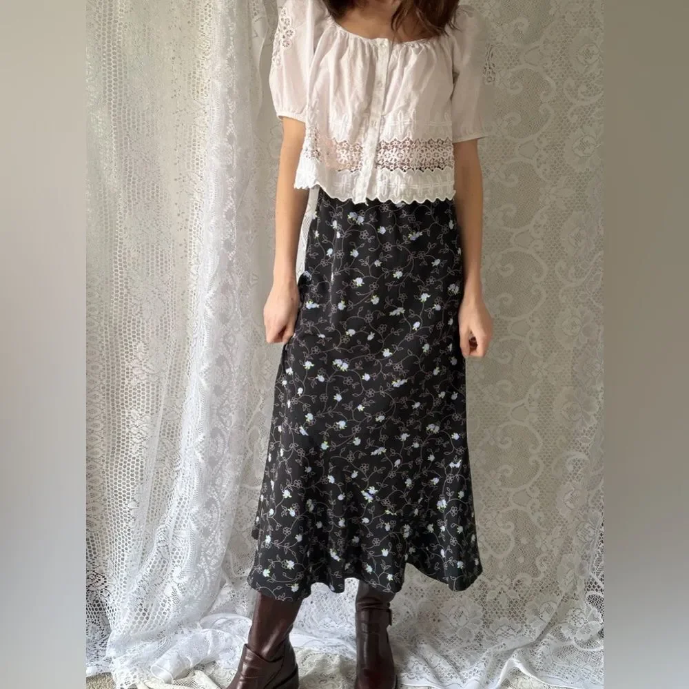Vintage Sag Harbor Black Floral Midi Skirt Y2K Cottagecore